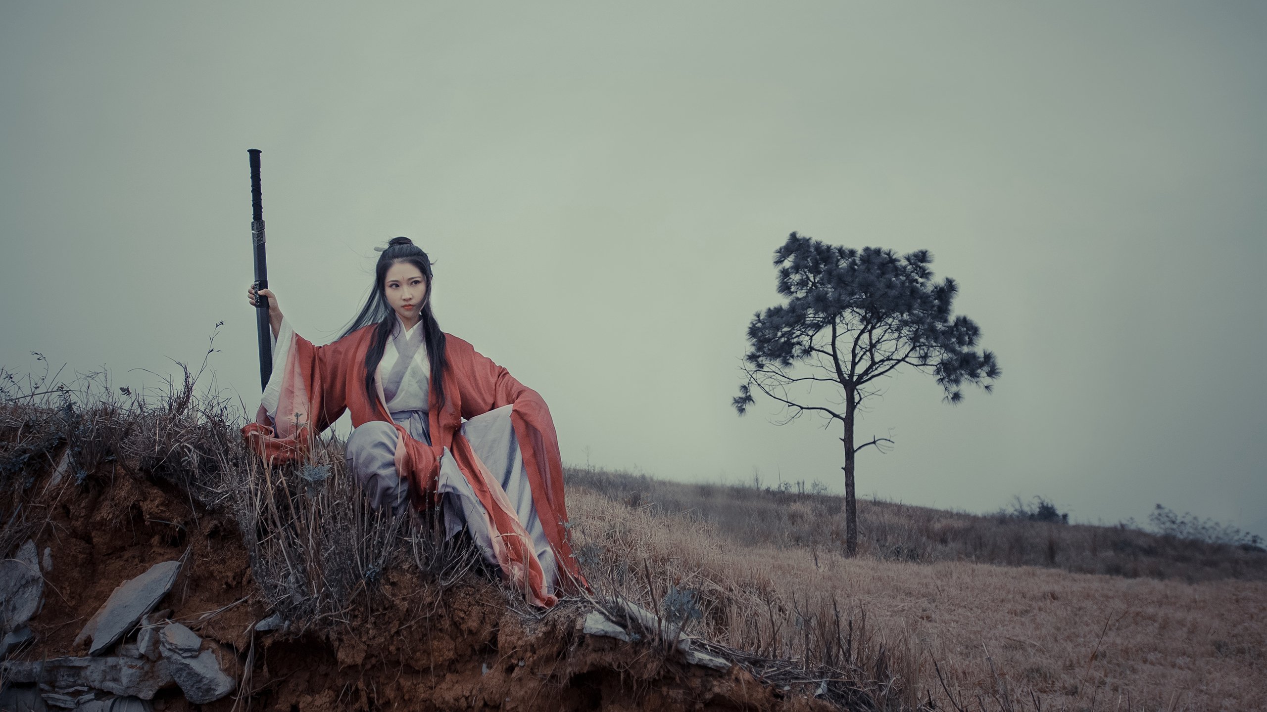 开云官方网页登录-紧张足球比赛中球队实力横扫对手，足球比赛面对强大的对手怎么安排