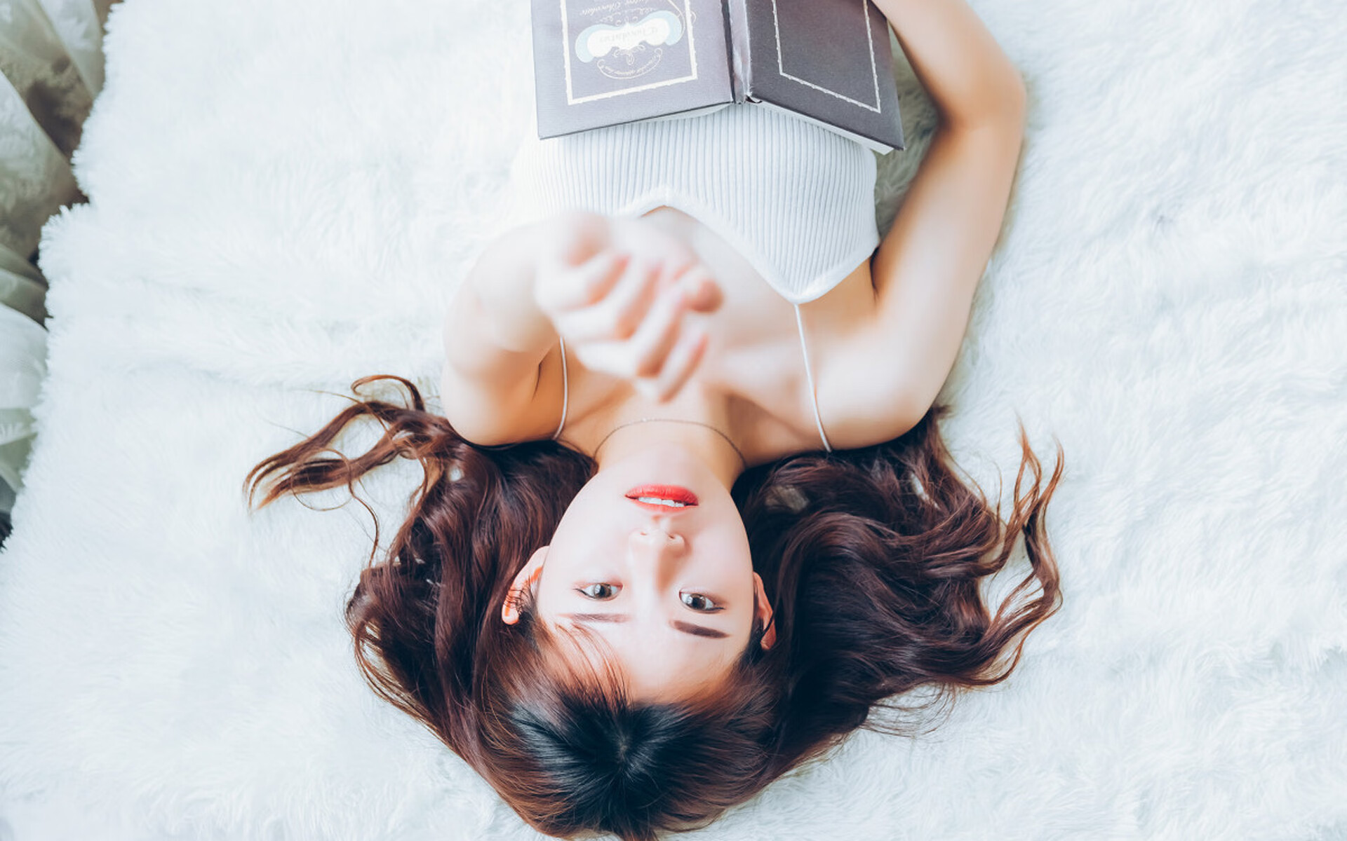 开云中国-精彩纷呈的比赛场面令人目不暇接，比赛非常精彩