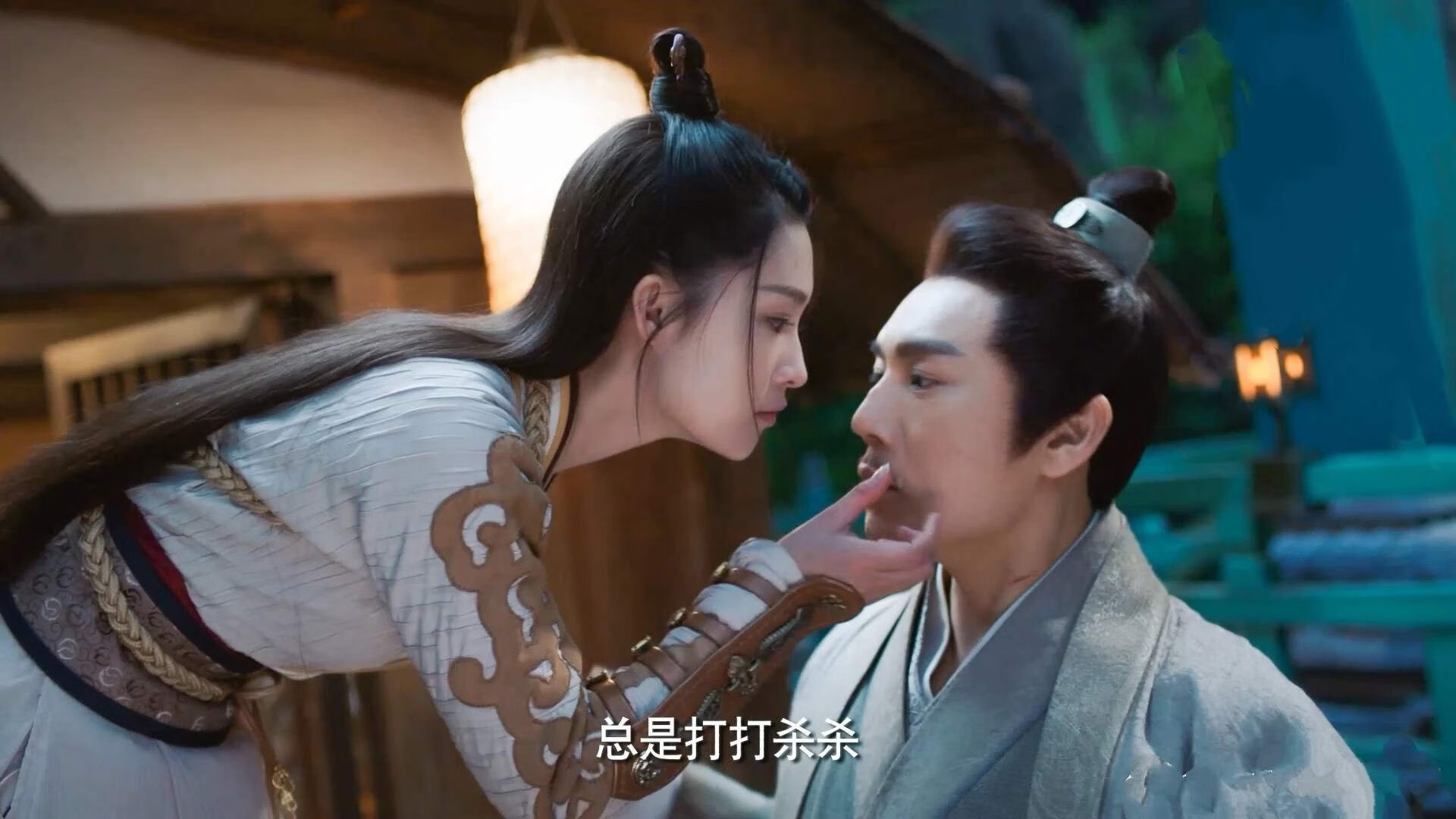 “宽板滑水：马鞍山赛场展现水面上的高空飞跃”