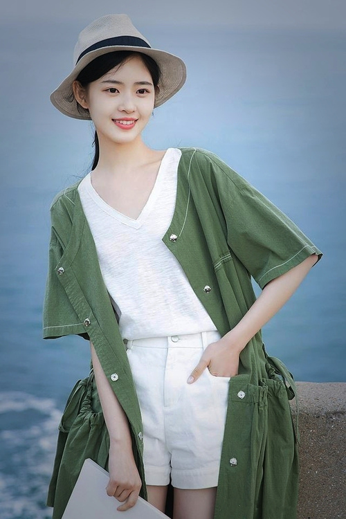 大数据监测运动员饮水与电解质平衡,运动员喝电解质饮料